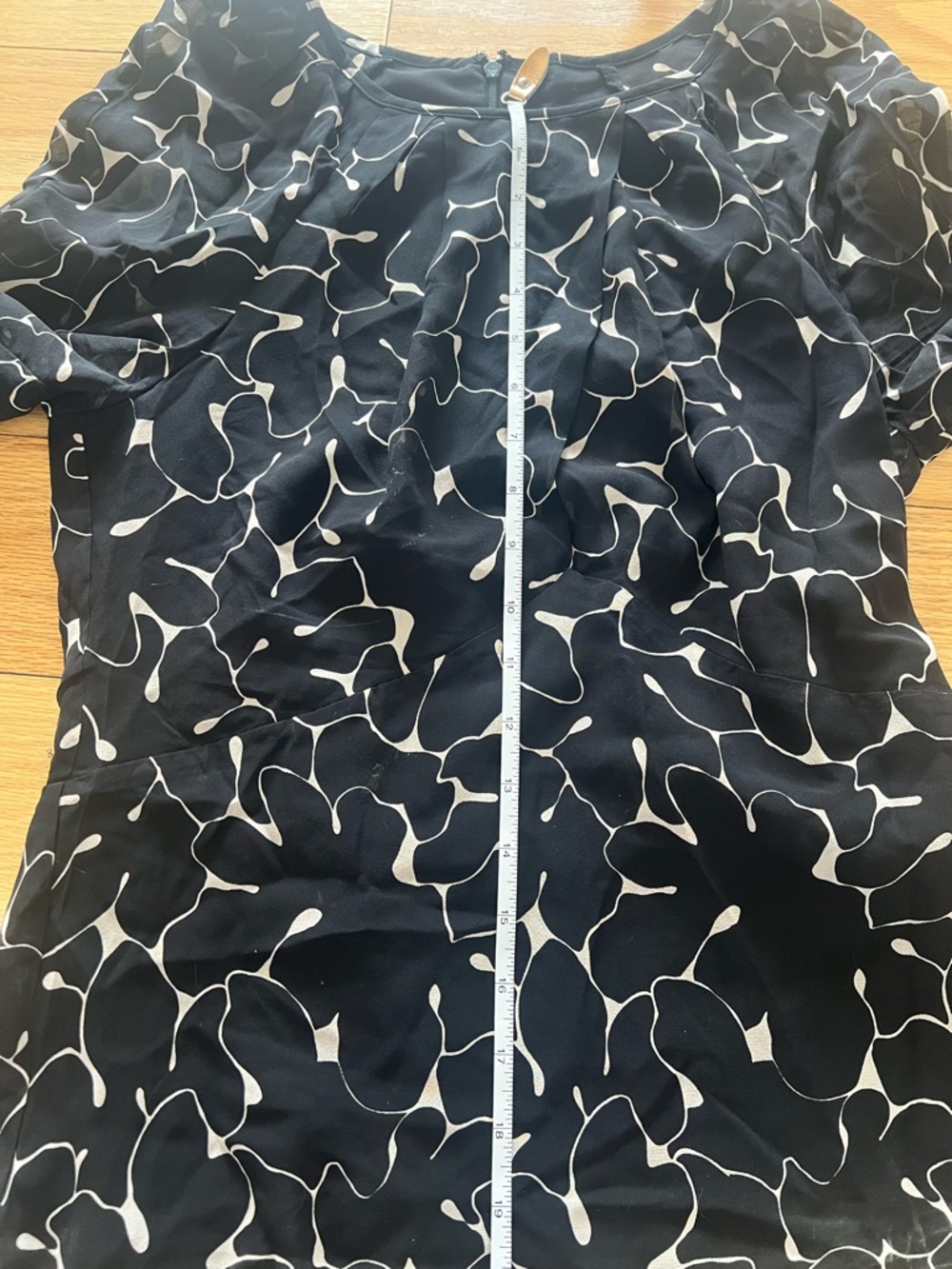 Club Monaco Blouse - Picture 8 of 9